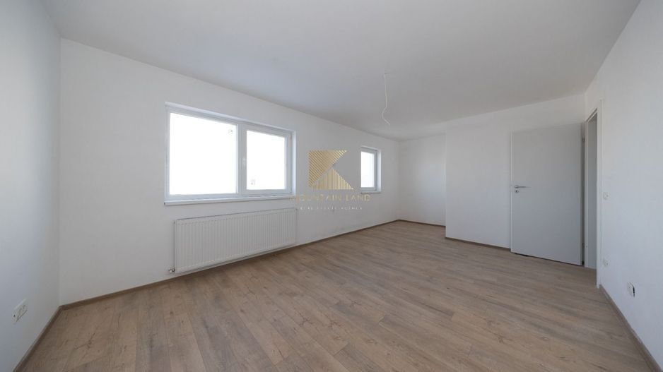 Casă modernă cu curte privată, aproape de Brașov – Cartierul Izvor - Poză 10