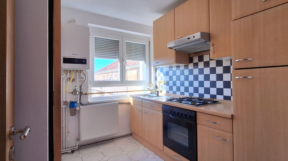 Apartament cu 2 camere - P-ta 700/Business Center - Poză 5