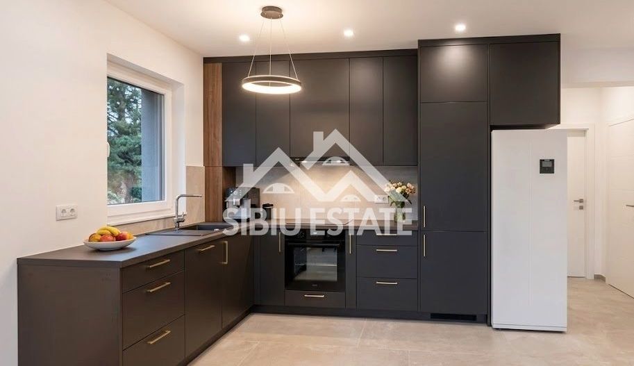 Apartament Clasa A cu Gradina, In Mijlocul Naturii: - Poză 1