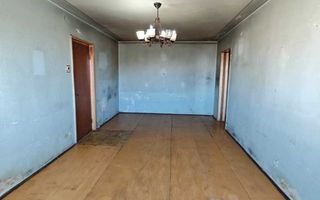Vanzare 2 camere, vedere panoramica- 55mp utili+balcon, Titan- Ciucea - Poză 3