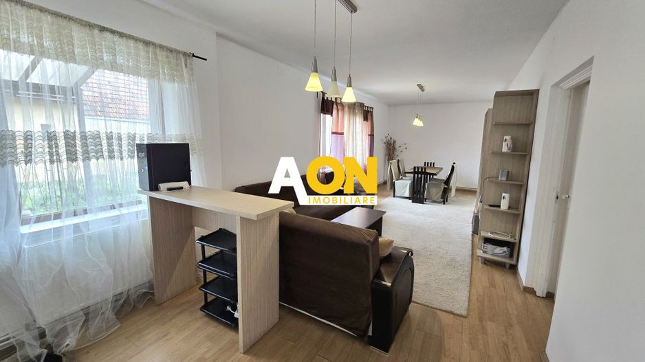 Casa Individuala 3 Camere, Zona Centru, 300mp Teren - Poză 1