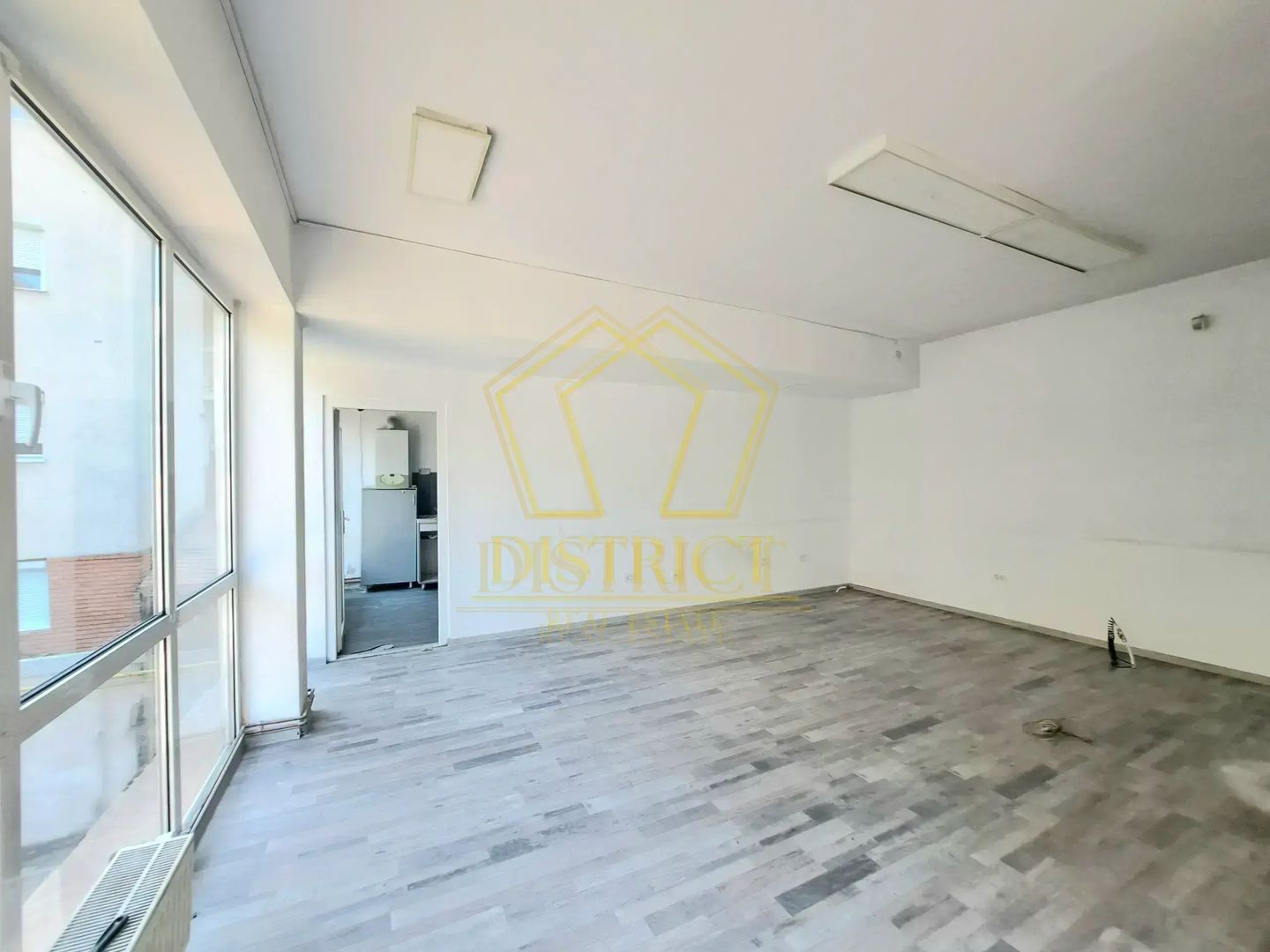 Spațiu comercial pretabil birou și diverse activități | Lipovei - Poză 3