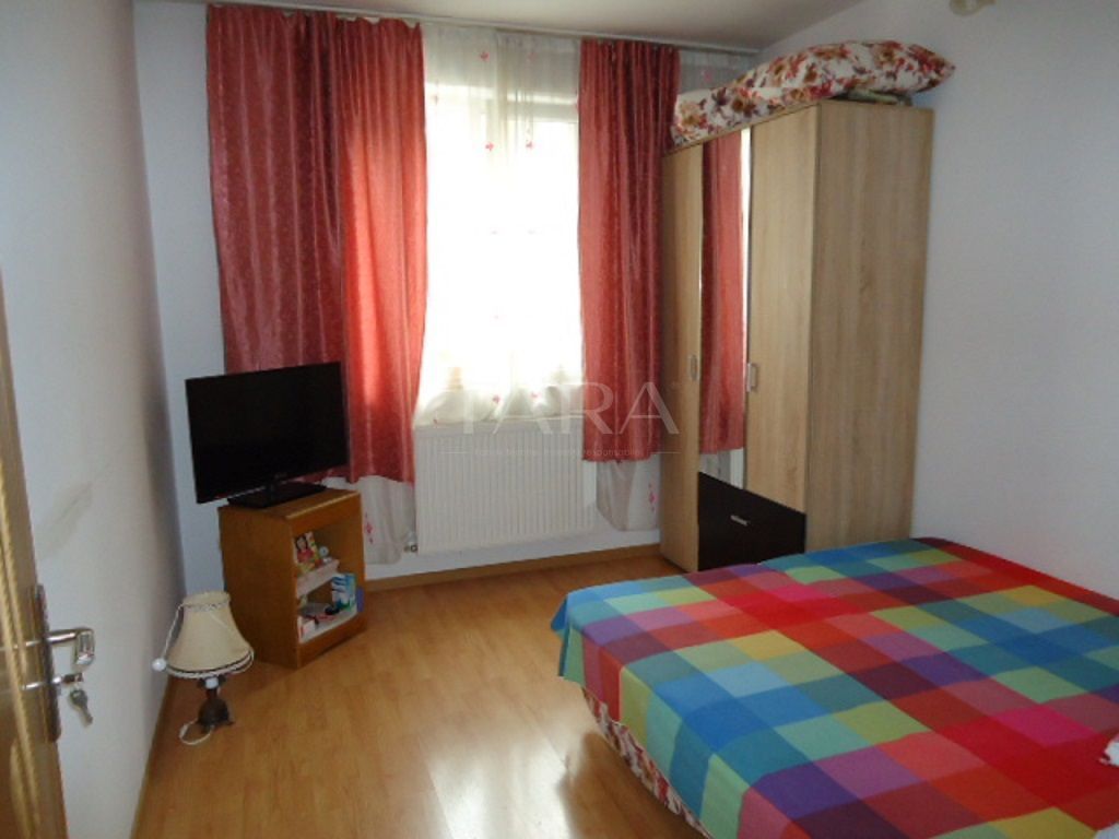 Apartament cu 3 camere de vânzare in Floresti, zona Florilor. - Poză 6