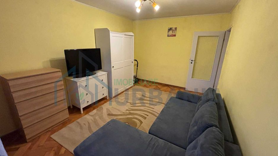 Apartament 3 camere decomandat, 70 mp, etaj 1/8, Bd. Socola – Podu Roș (zona Jumbo – Granit) - Poză 2