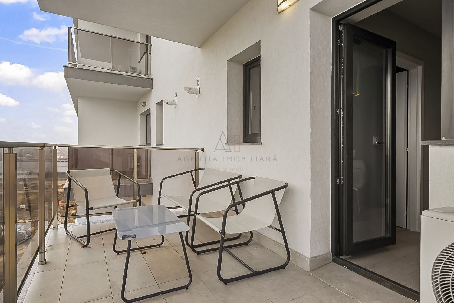 Garsoniera Designer Hils Republica 10 Min Metrou | Prima Inchiriere - Poză 13