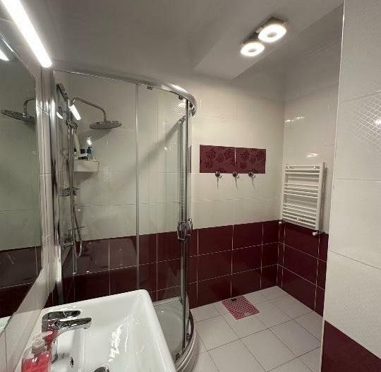 3 rooms apartment for sale | Aviatiei | 2 parking spaces - Poză 7