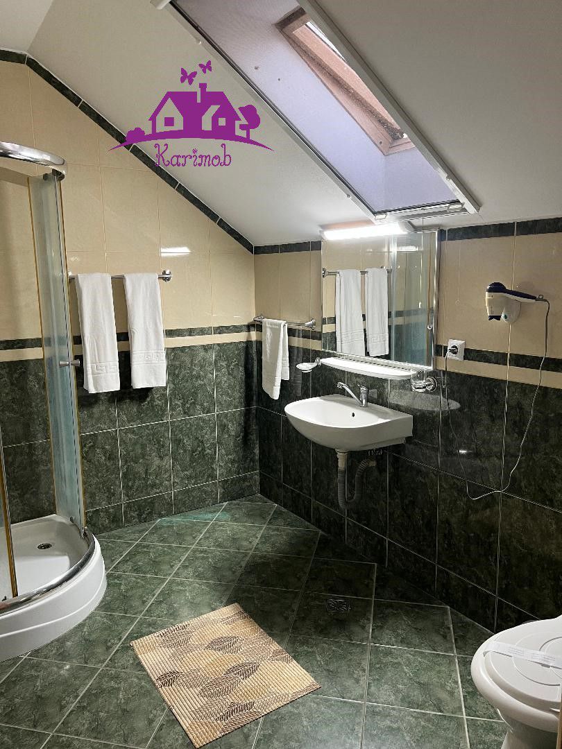 Pensiune si afacere la cheie in Marghita - Poză 17