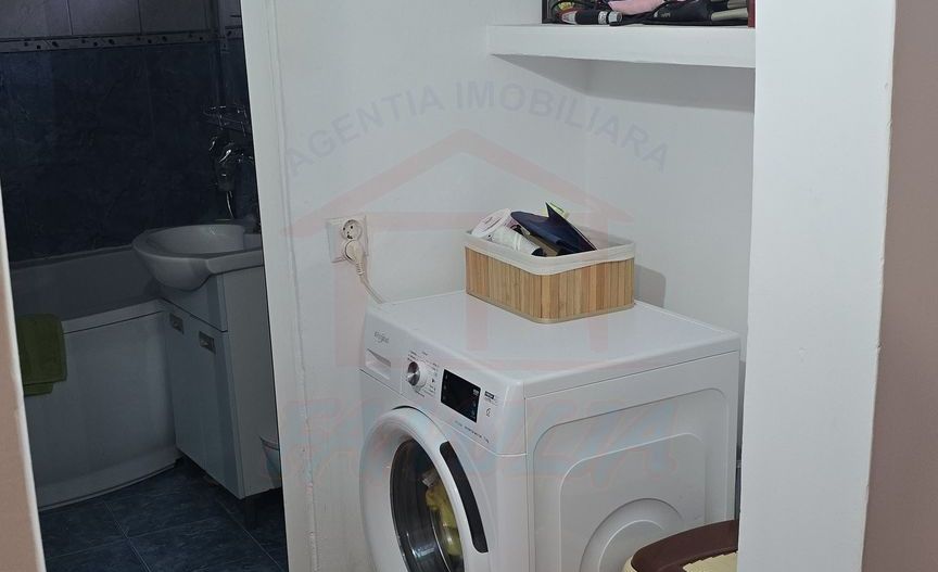 APARTAMENT CU 3 CAMERE DE VÂNZARE – MICRO 17 - Poză 7
