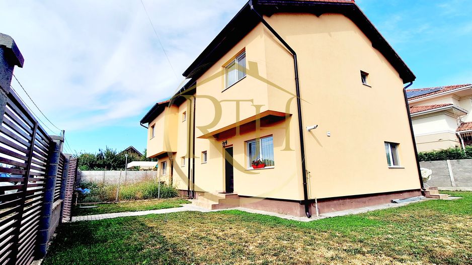 Oferim spre inchiriere casa cu 4 camere,Nemobilata in Dumbravita,aproape de Lidl - Poză 1