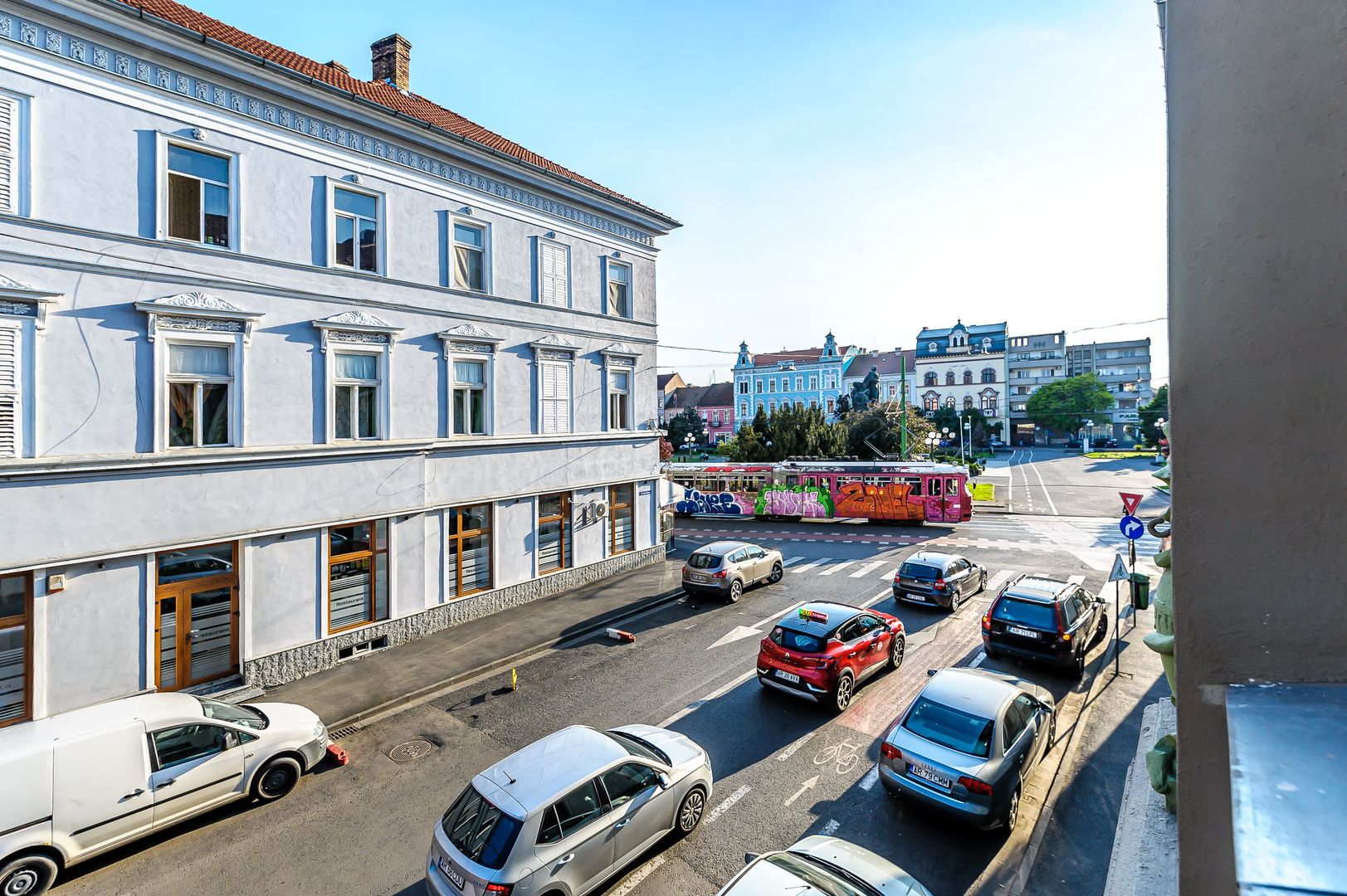 Apartament ULTRACENTRAL Arad,  etajul 1. - Poză 2