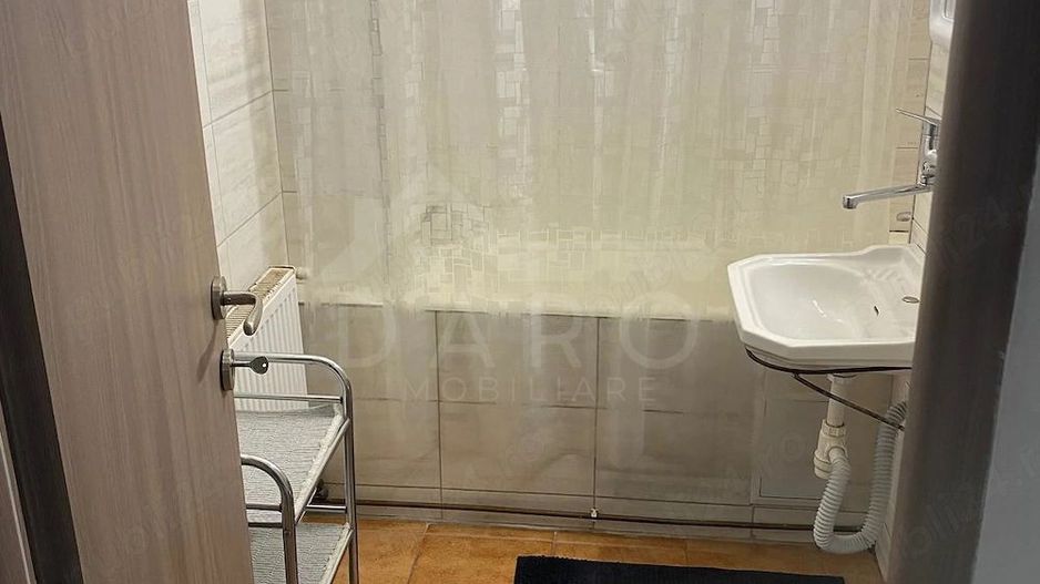 Apartament cu 2 camere - Poză 5