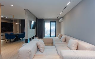 De închiriat apartament, 3 dormitoare + terasă, str. Teatrală 3, Centru. - Poză 1