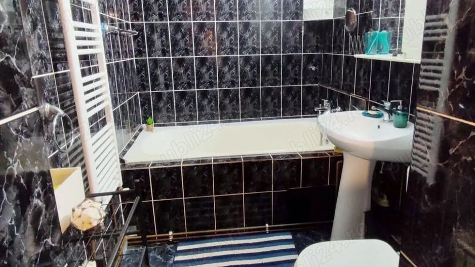 De vanzare apartament 2 camere Decomandat/Centrala proprie - Poză 7