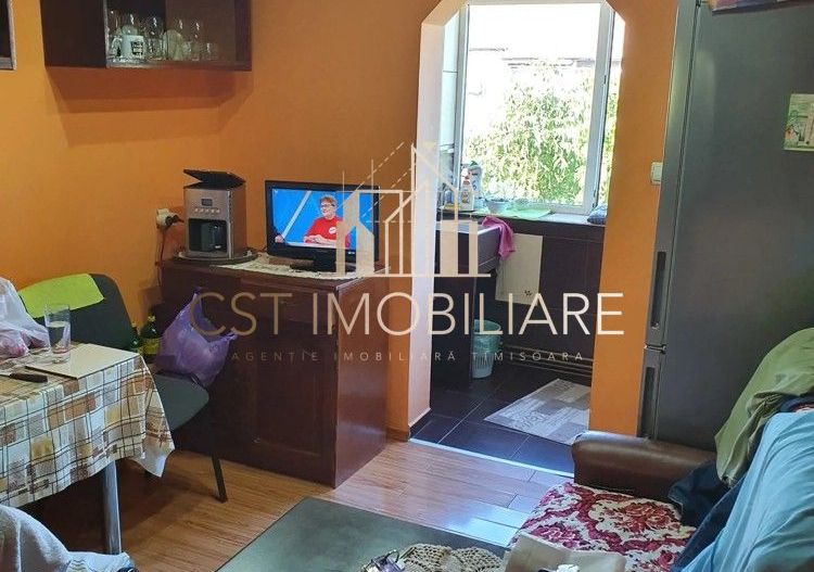 Apartament cu 2 camere / Decomandat / Zona lipovei - Poză 1