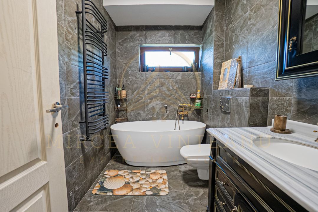 Casa P+1E de vanzare in Mamaia - Tabara Navodari - Poză 19