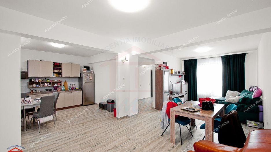 Vanzare vila modernă în Galati, cartierul Arcașilor, mobilata si utila - Poză 15