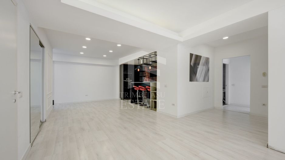 Apartament 3 camere superb si curte proprie Parc Herastrau - Poză 5
