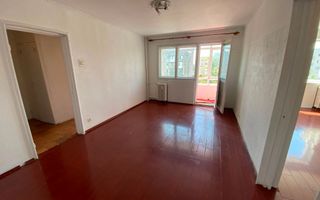 Apartament 2 camere de vanzare Drumul Taberei - Poză 2
