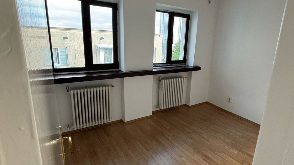 Spatiu de birouri de inchiriat - Piata Romana - Poză 3