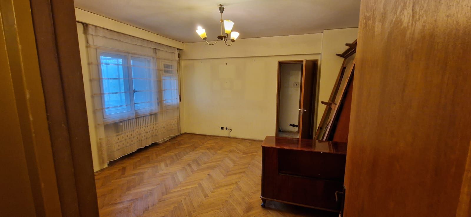 Apartament 4 cam, 30 m Calea Victoriei, 3 minute de Piata Victoriei. - Poză 8