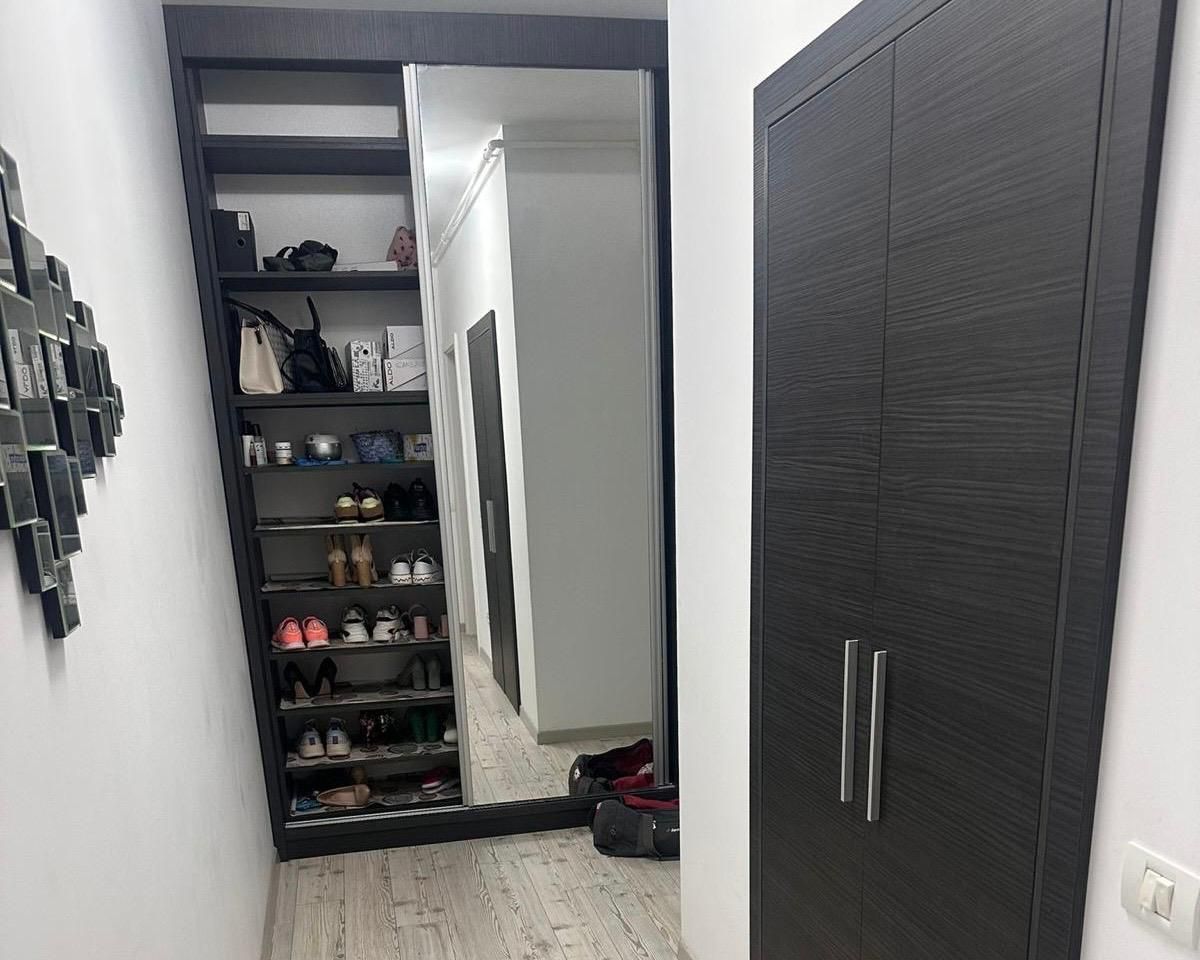 Regie I 2 camere I Modern - Poză 5