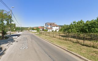 Teren de vanzare Str. Lalelelor, 24ml deschidere, toate utilitatile - Poză 1