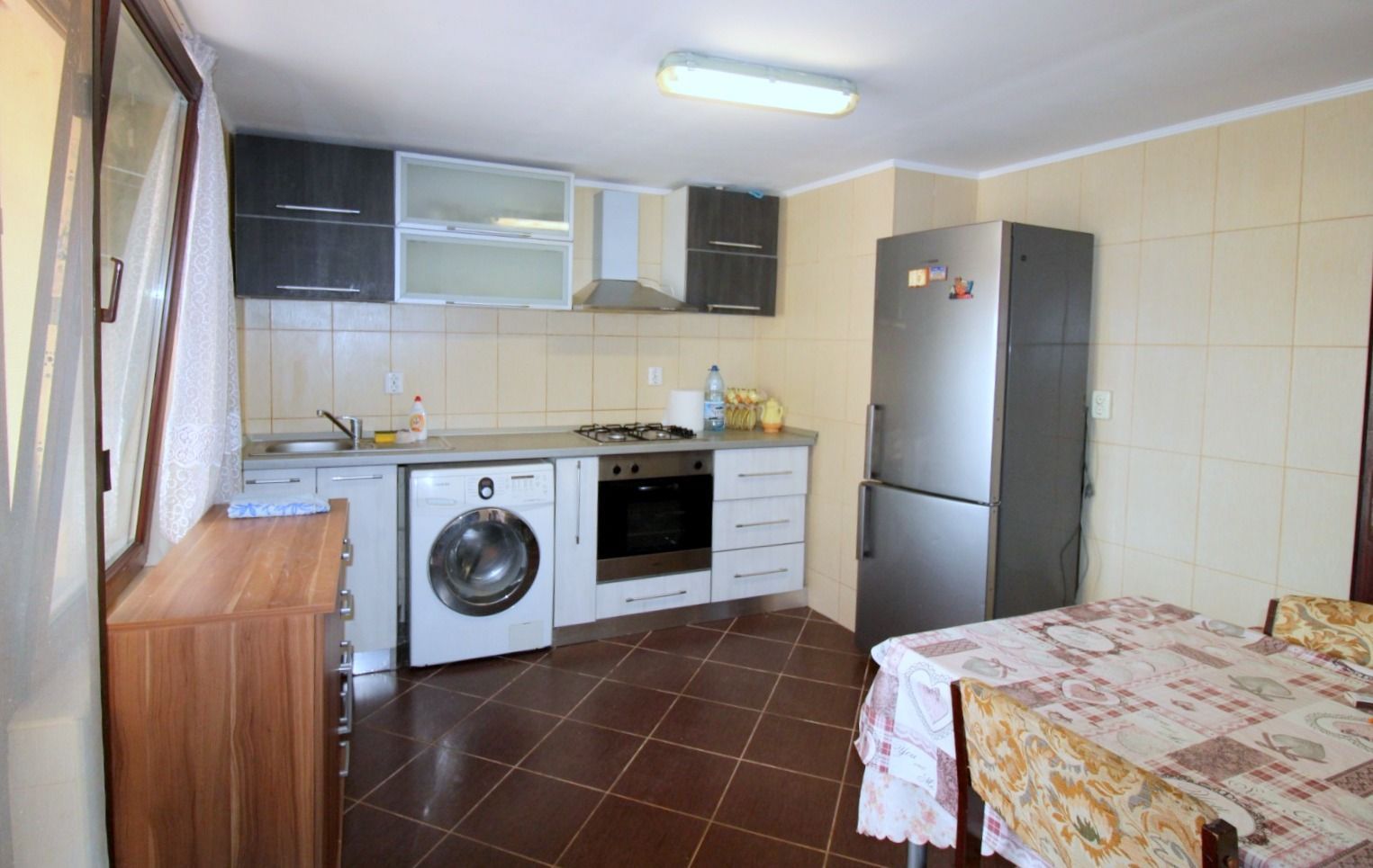 De vanzare casa cu 3 camere, zona Port, 65.000 euro - Poză 2
