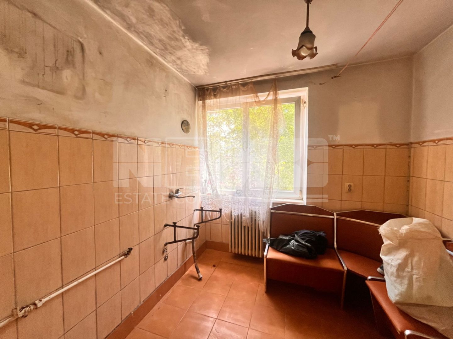 Apartament cu 2 Camere  de Vânzare Suceava/Zona Bucovina |78.000E - Poză 2