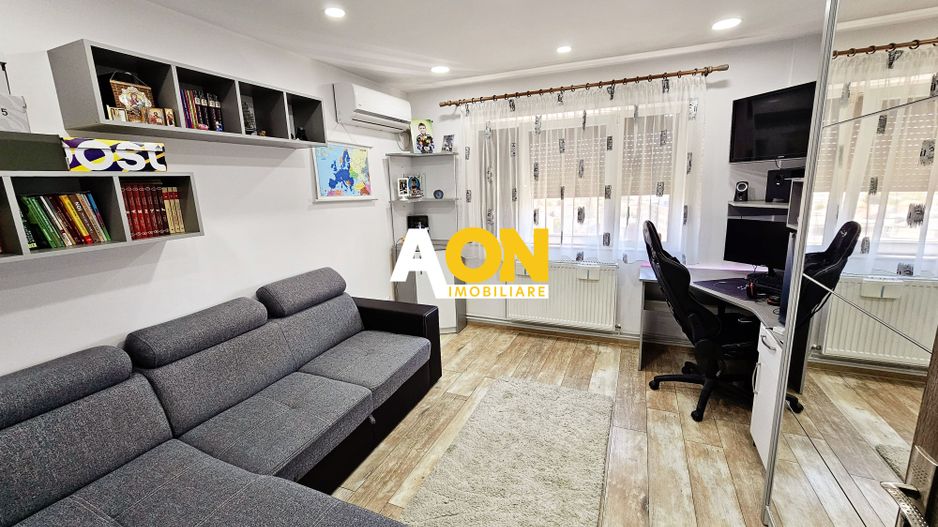 Apartament cu 3 camere, 64 mp utili, partial mobilat, ultracentral - Poză 7