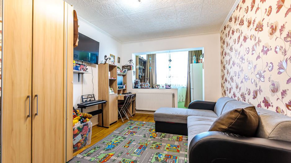 Apartament 3 camere, etaj intermediar,  Aurel Vlaicu. - Poză 1