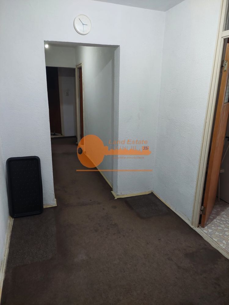 Apartament cu 3 camere in zona Rahova - Poză 4
