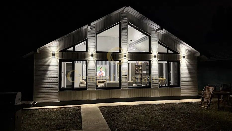 Casa deosebita Stupini complet mobilata si utilata - Poză 2