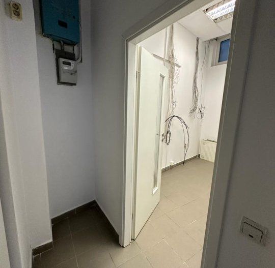 PROPRIETAR vand spatiu comercial pe Stefan Cel Mare - Poză 12