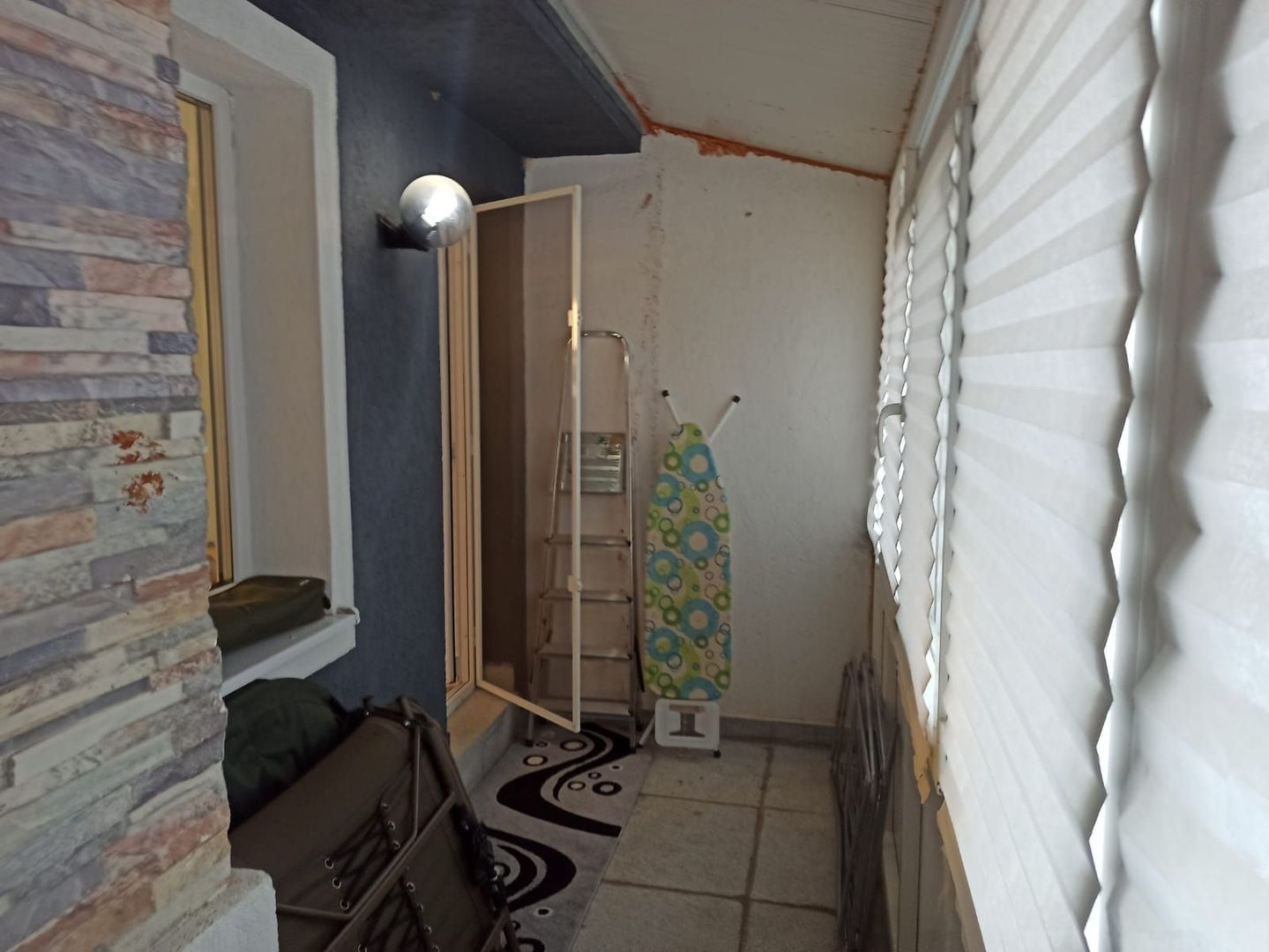 vila4cam2bai-curte-parcare-loc joaca-acces controlat-strOrizontului - Poză 35