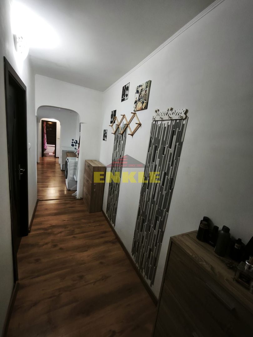 De vanzare apartament cu doua camere , zona Curcubeului. - Poză 4