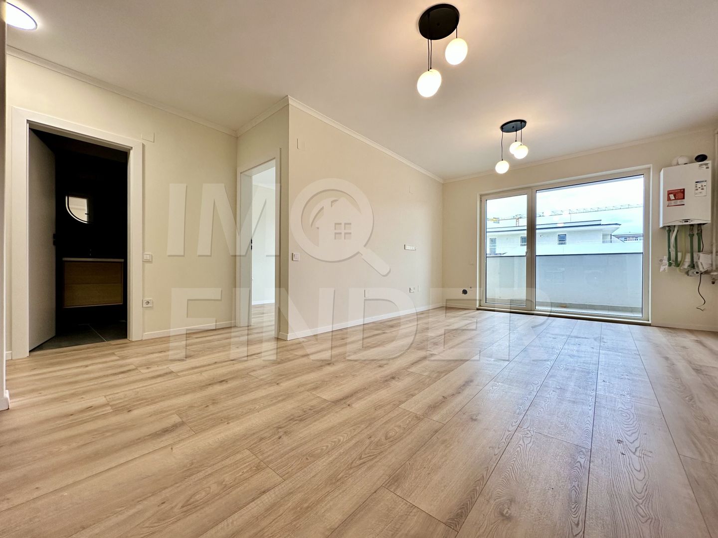 Vanzare 2 camere Floresti, IMOBIL PREMIUM, zona centrala cu CF - Poză 3