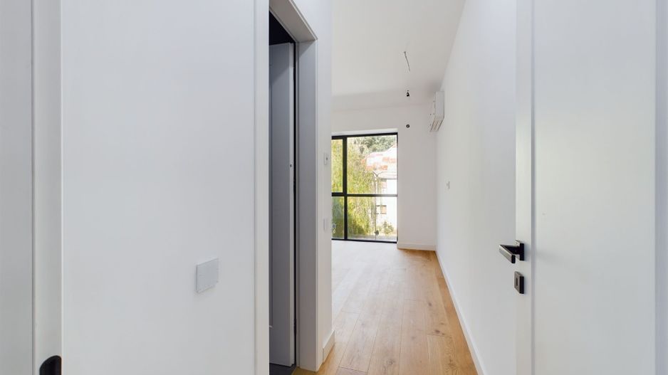 Apartament 3 camere nou la 2 min  de Cambridge School of Bucharest - Poză 8