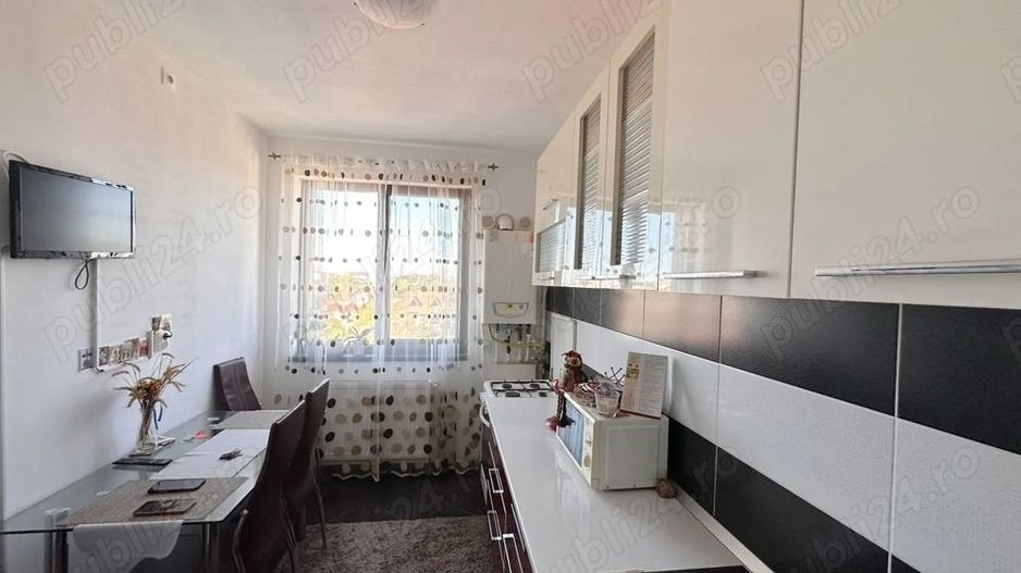 AP. 2 CAMERE MILITARI, CENTRALA, BUCATARIE INCHISA, METROU 10 MINUTE - Poză 5