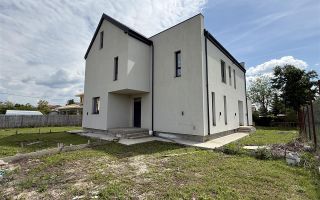 De vanzare Vila Str. Daliei - Petresti Corbeanca Ilfov - Poză 3
