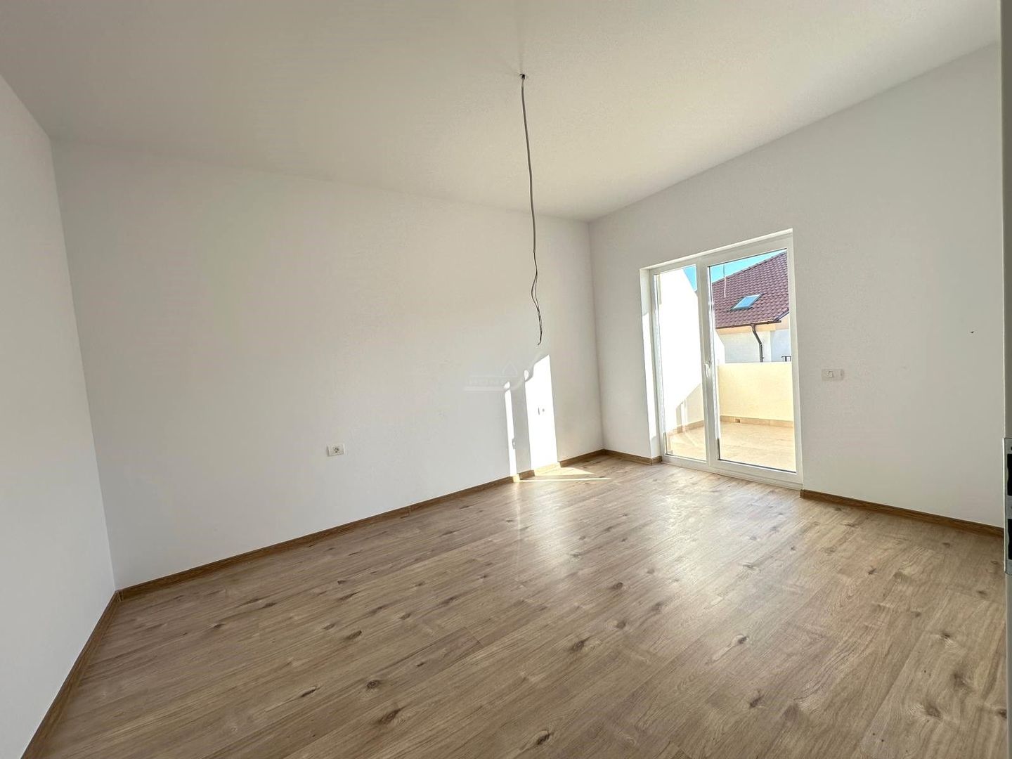 Bloc finalizat. Finisaje superioare. Loc de parcare. - Poză 6