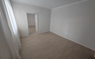Casa de inchiriat zona centrala-ideal pt 4 studenti - Poză 2