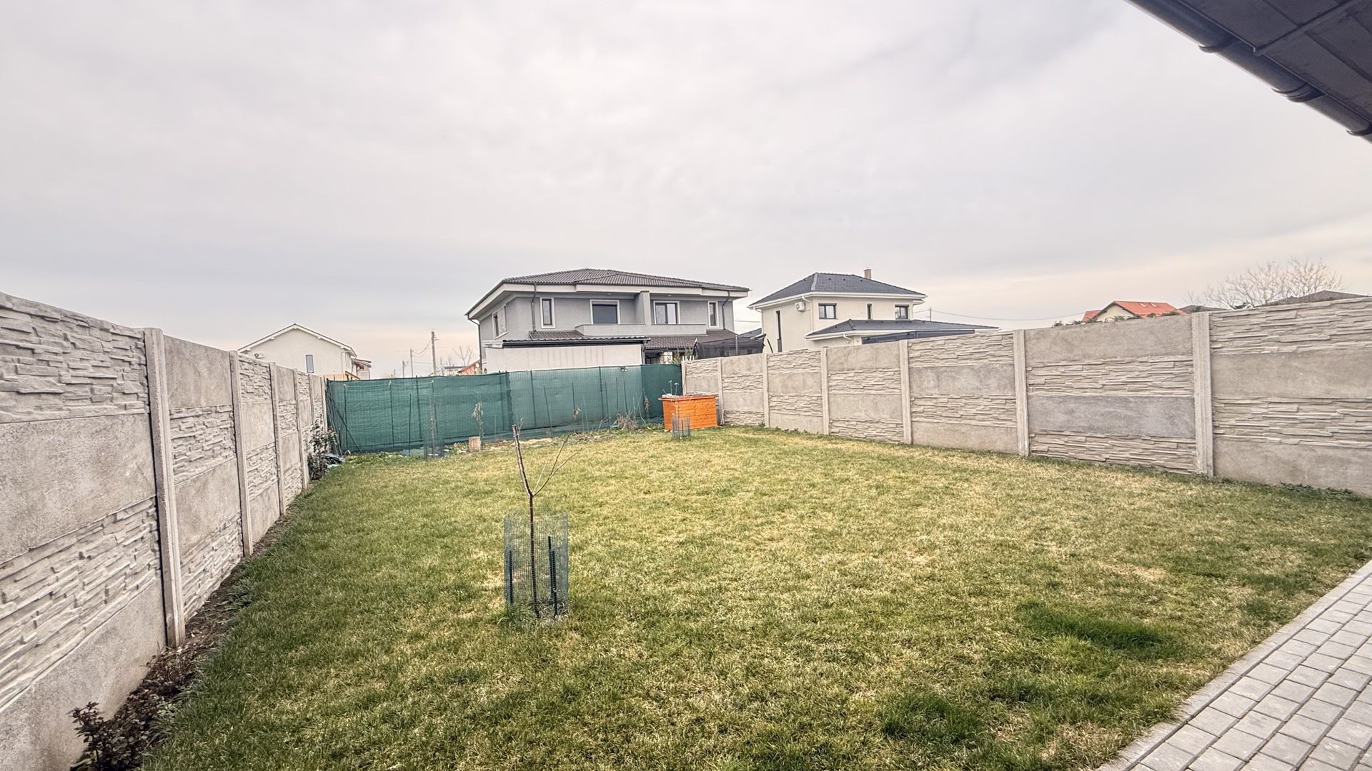 Comision 0% Duplex 3 dormitoare 111mp zona Cora | teren 330mp| - Poză 2