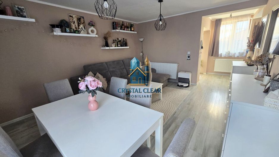 Casă 4 camere + teren de 308 mp - zona Sângeorgiu de Mureș - Poză 1