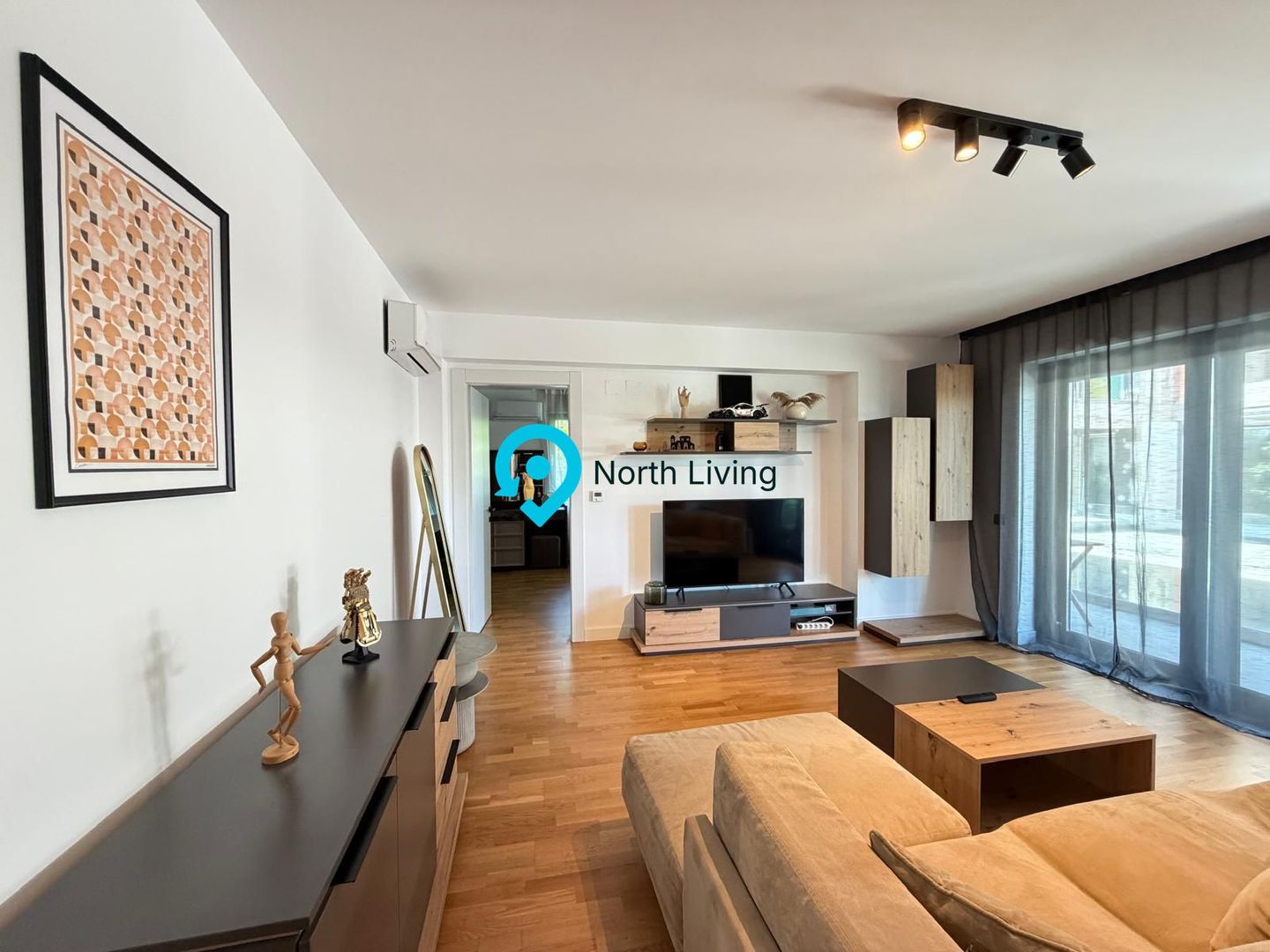 Apartament 2 camere spațios / Statie Incarcare Auto / Pet friendly - Poză 2