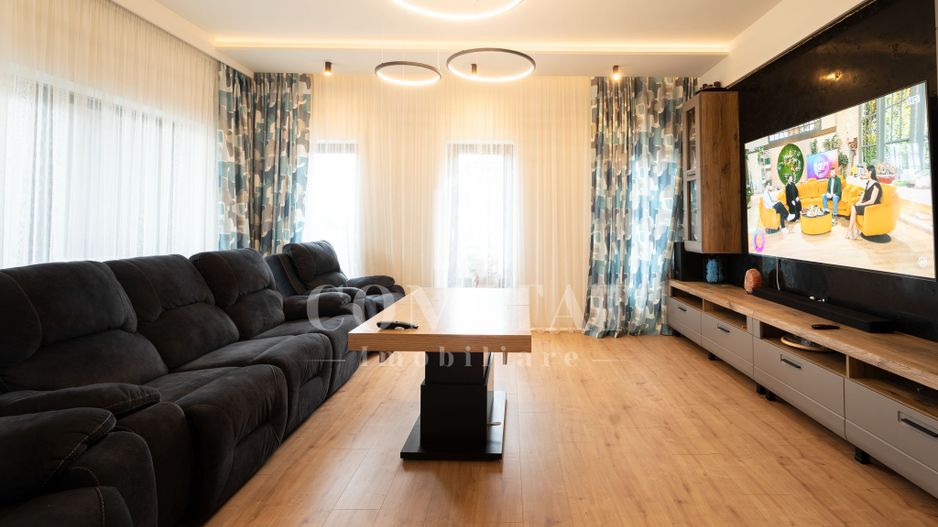 Casă generoasă la intrarea în cartierul Făget - Poză 2