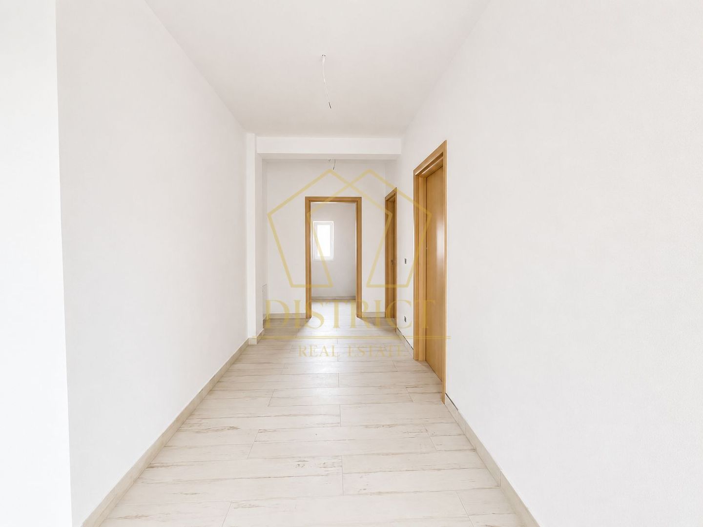 Apartament superb cu 3 camere langa Eso, bloc cu lift I Giroc - Poză 1