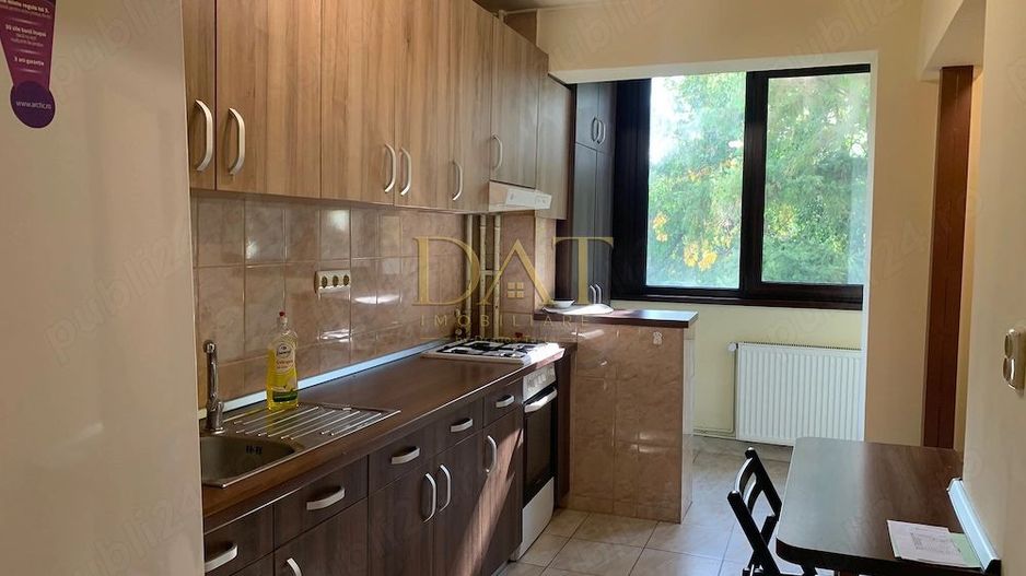 De vanzare apartament 3 camere | semidecomandat | Cartierul Gheorgheni - Poză 8