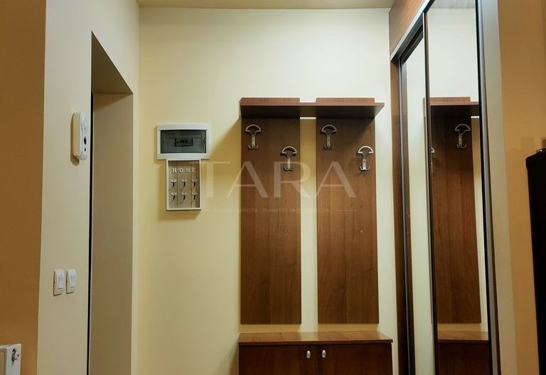 Apartament cu 3 camere de vânzare, Floresti. - Poză 8