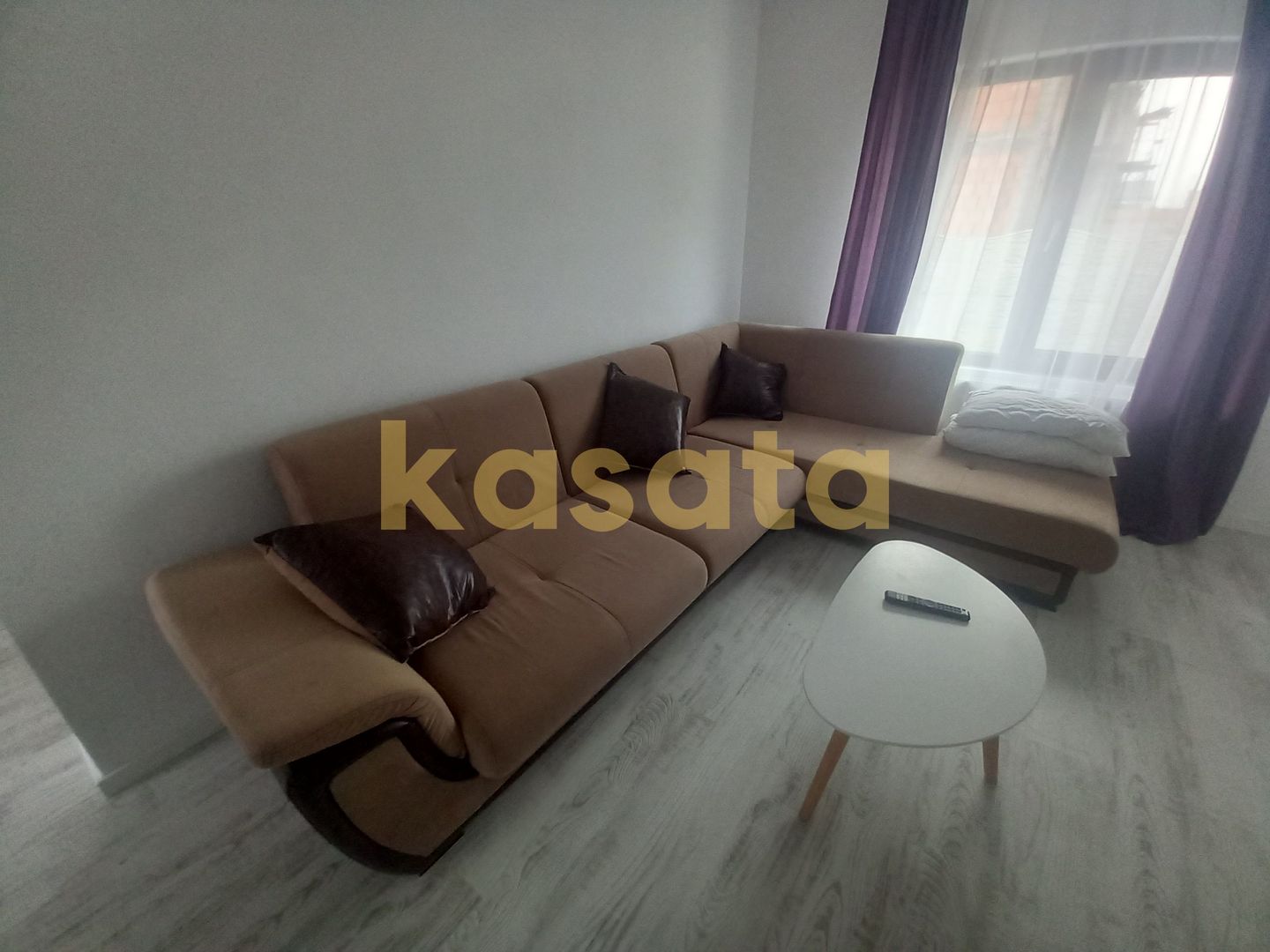 Duplex 4 camere, mobilat si utilat, 2 locuri parcare incluse - Poză 2
