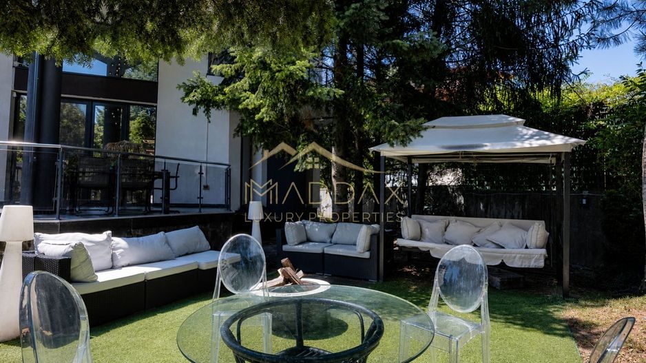 Vila Exclusivista cu 5 camere *3000mp curte si deschidere la lac* // Snagov - Poză 10